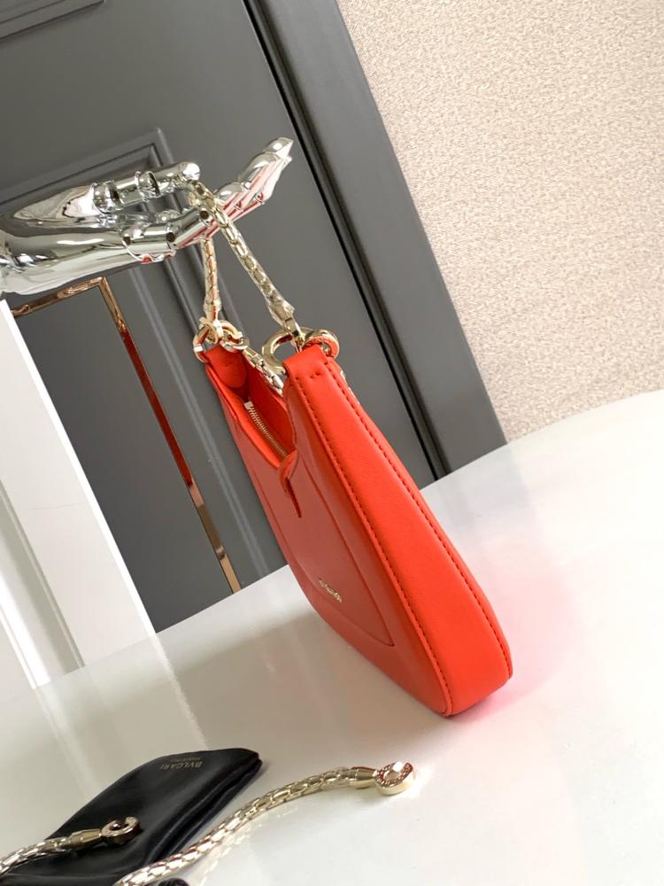 بولغاري SERPENTI BAIA مقاس 27.5cm