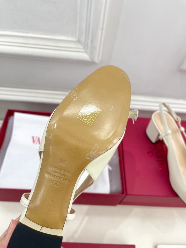 كعب فالنتينو..
