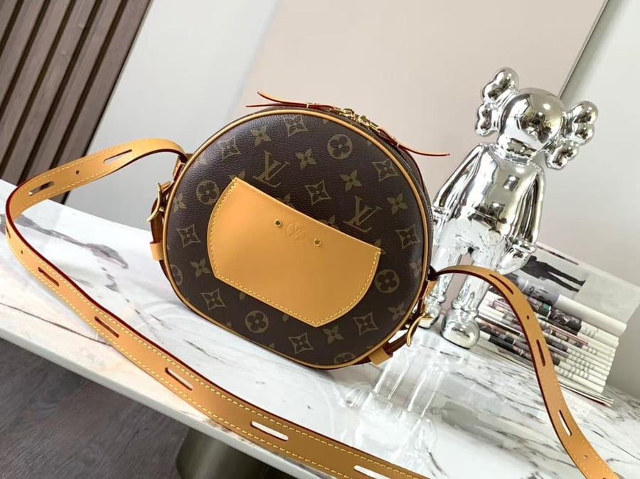 لوي فيتون مقاس 20cm
