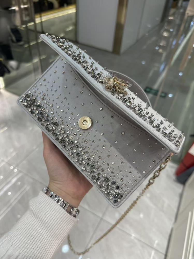 Diors size 21 cm