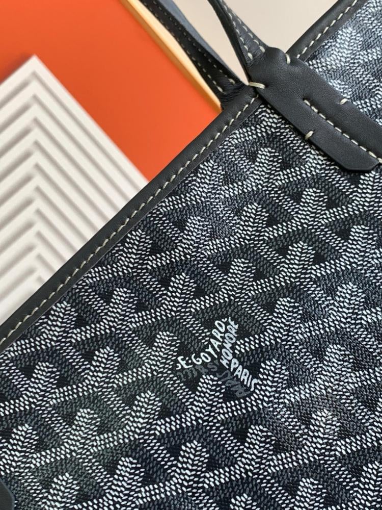 Goyard ARTOIS size 68cm