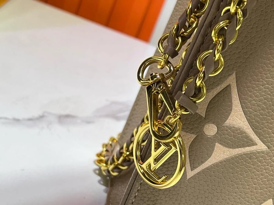 لويس فيتون مقاس18cm