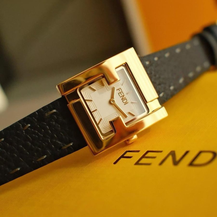 Fendi watch size 28mm