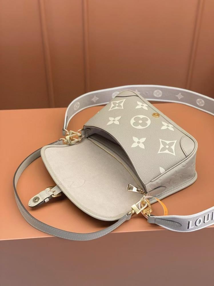 Louis Vuitton DIANE 23cm