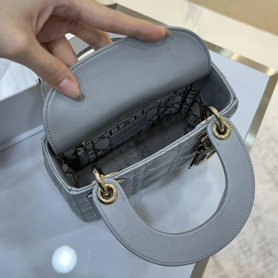 ليدي ديور ميني مقاس 17cm