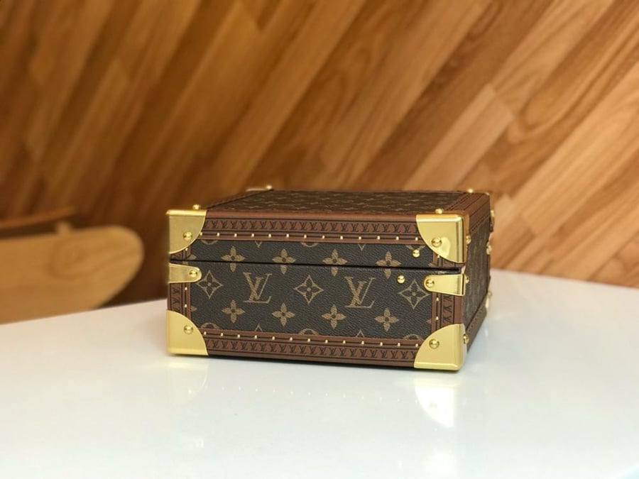 Louis Vuitton accessories box