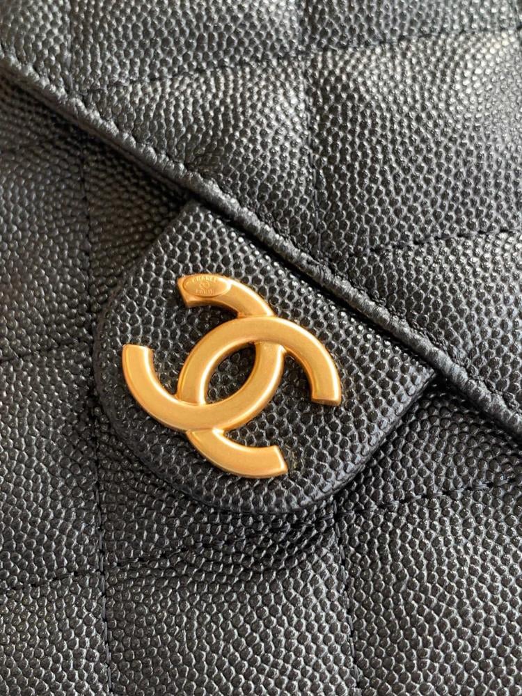 Chanel 25 Bag size 25cm