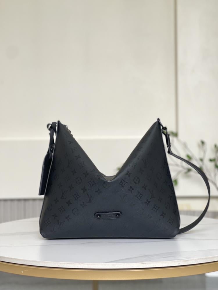 لوي فيتون Monogrram Midnight مقاس 30 cm