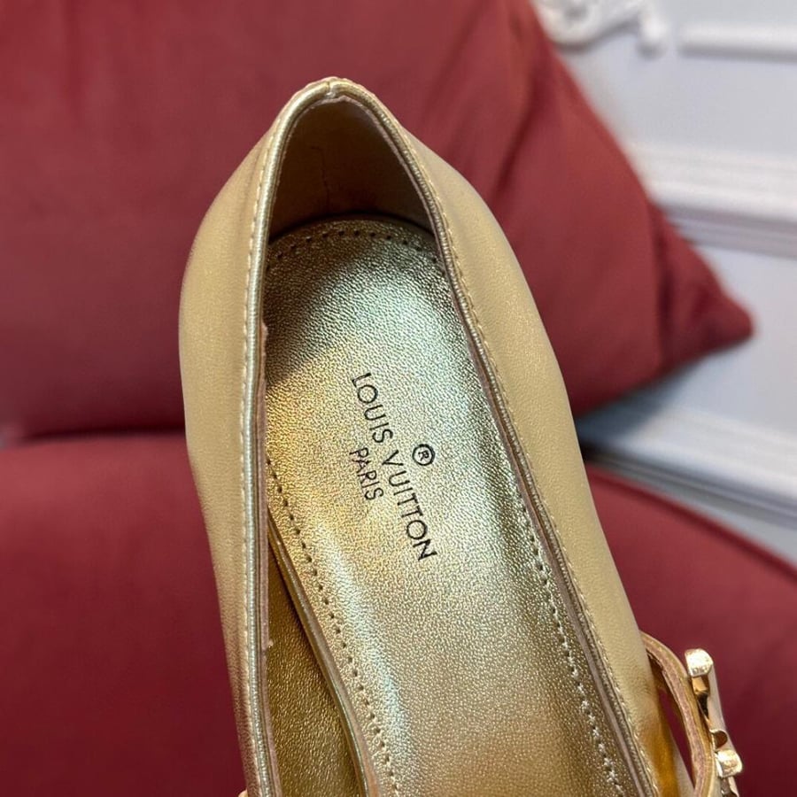 Louis Vuitton heel