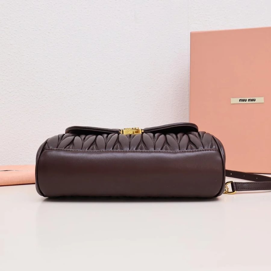 ميو ميو مقاس 24cm