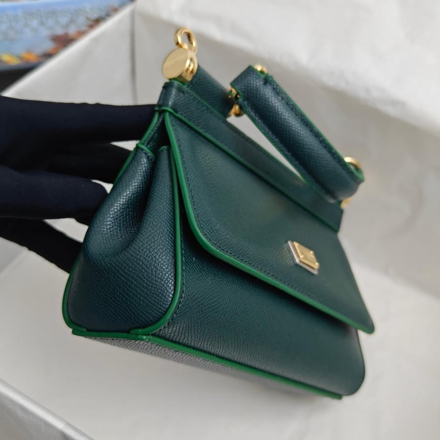 Dolce & Gabbana size 18