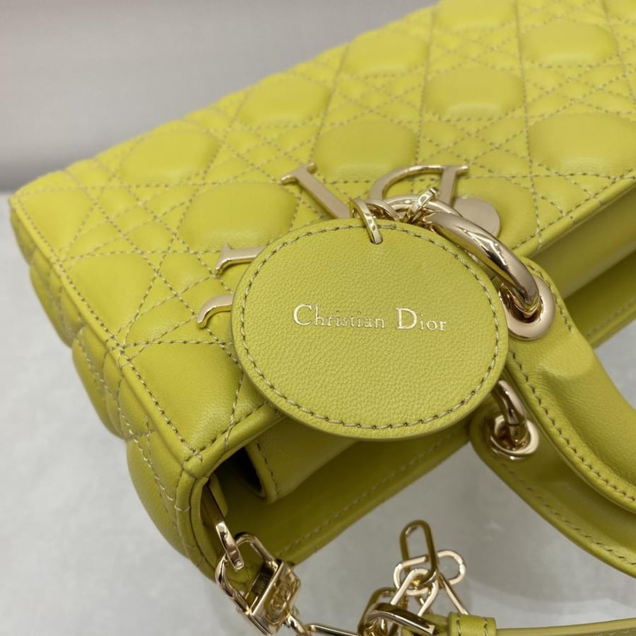ديور جوي مقاس 22cm
