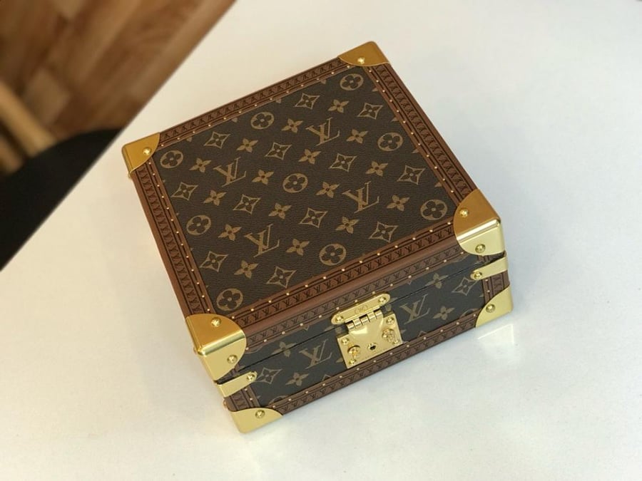 Louis Vuitton accessories box