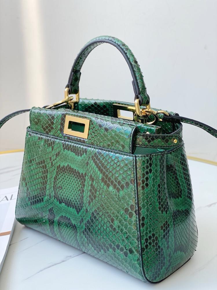 Fendi Peekaboo Petit size 20cm