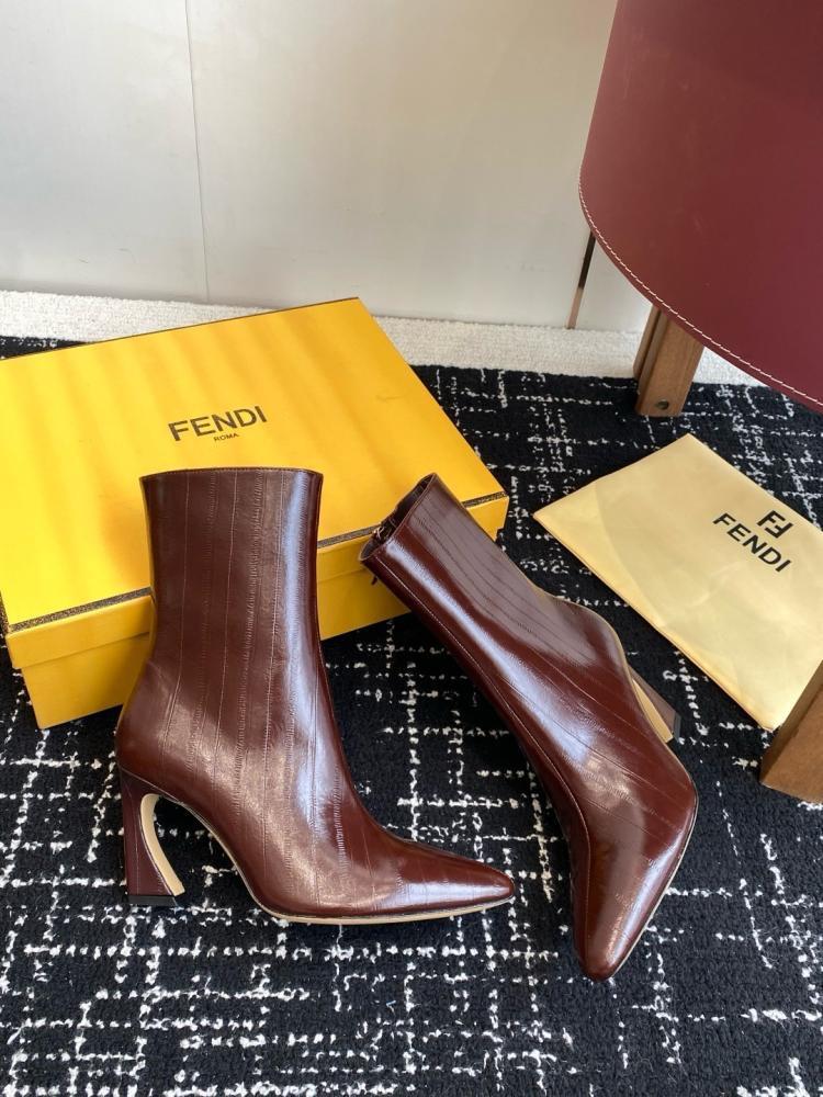 بوت فندي ارتفاع 6cm