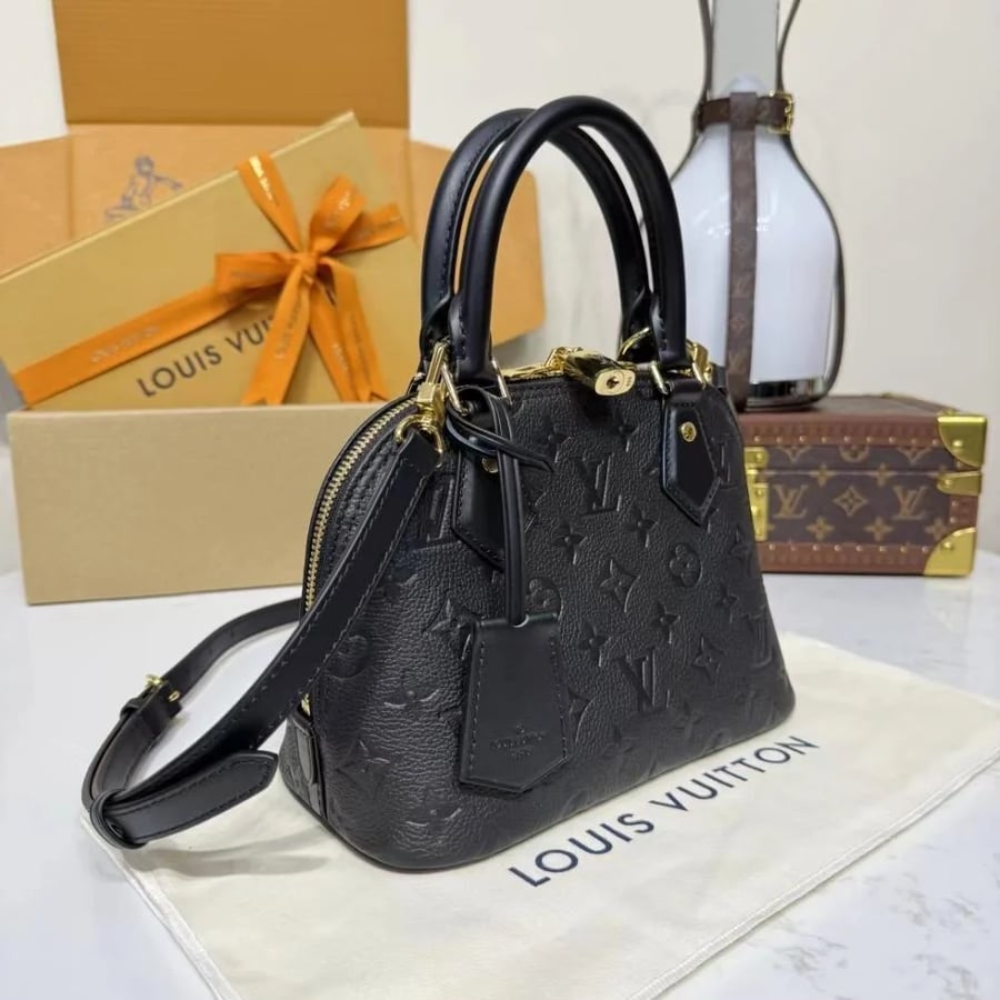 لوي فيتون مقاس 23cm
