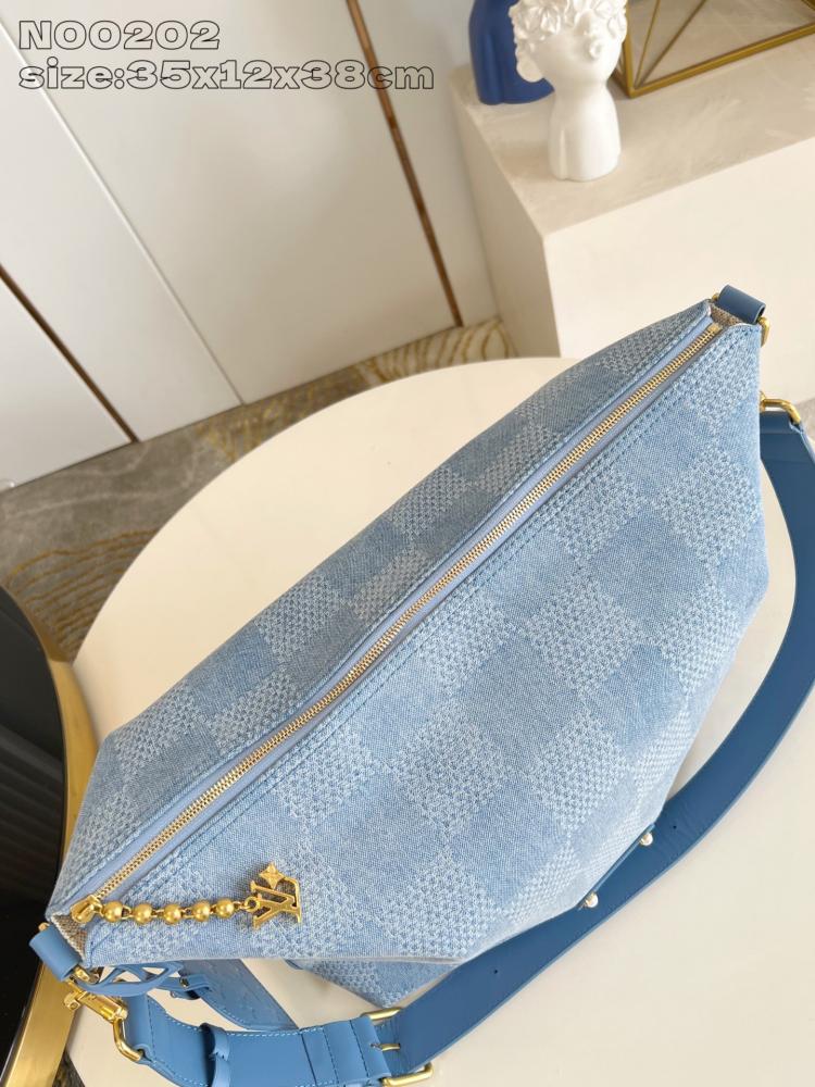 لوي فيتون vagbond hobo مقاس 35 cm