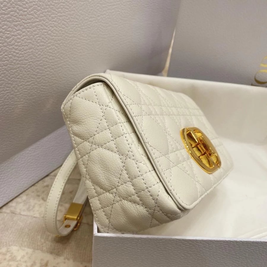 ديور Miss Caro مقاس 19cm