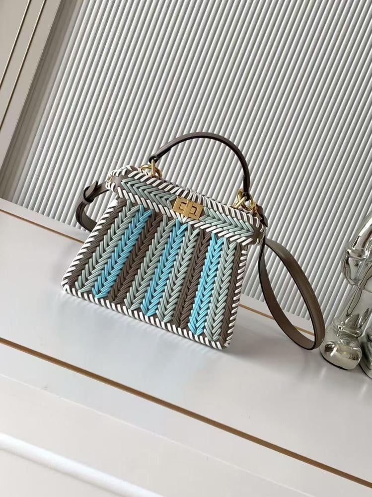 Fendi Peekaboo Petit size 20cm