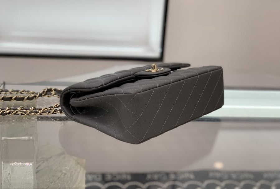 Chanel Classic size 20cm