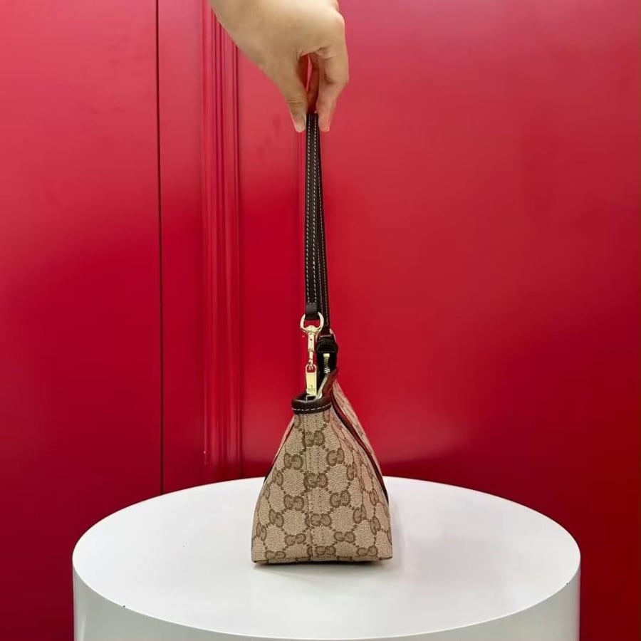 قوتشي مقاس 17cm