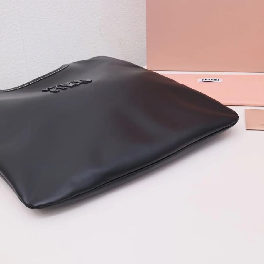 ميو ميو IVY leather bag مقاس 35cm