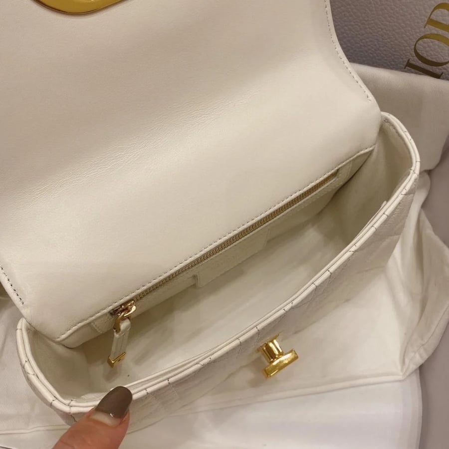 ديور Miss Caro مقاس 19cm