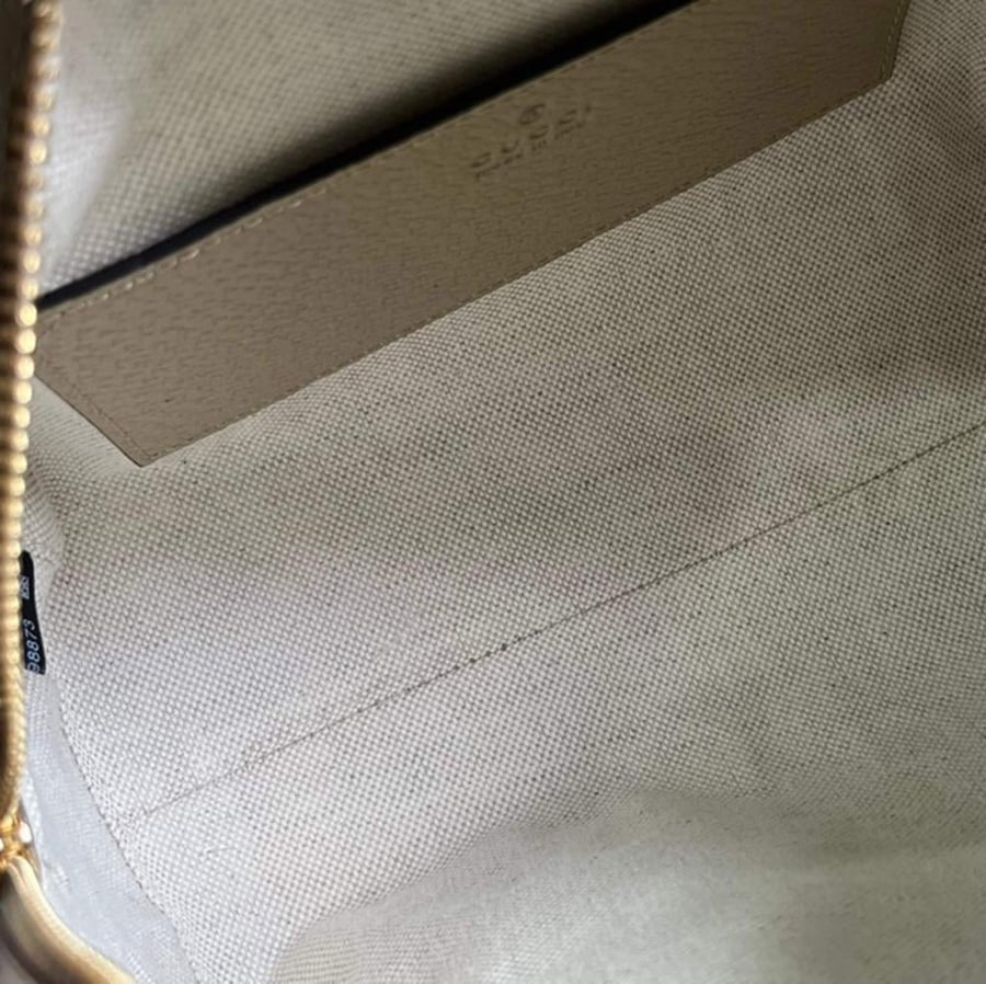 قوتشي GG Supreme مقاس 21.5cm