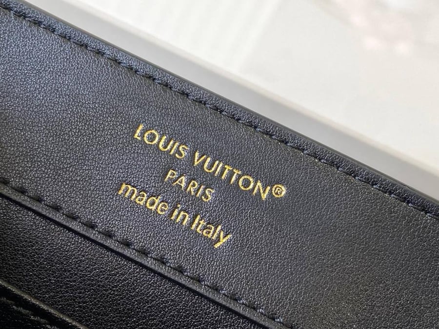 لوي فيتون Capucines مقاس 21cm