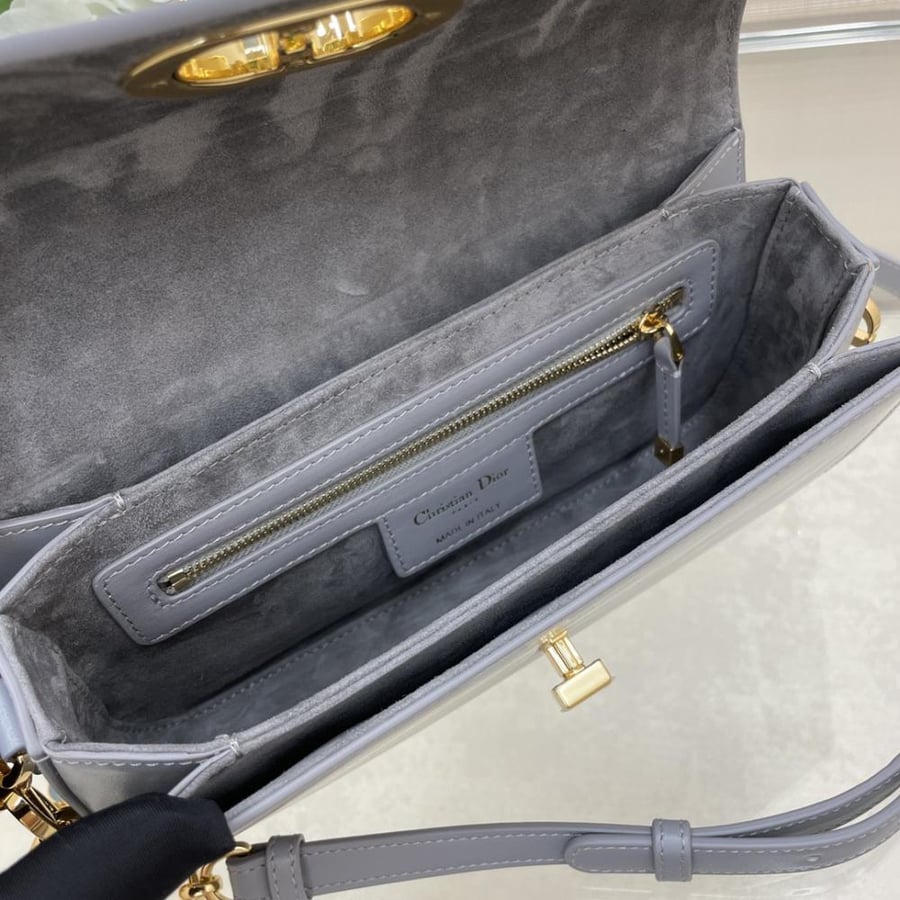 ديور ‏ ‏Montaigne Avenue مقاس22.5cm