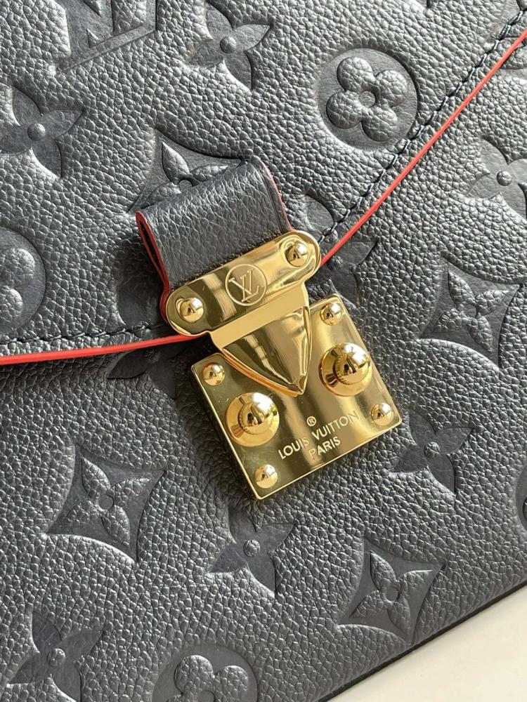 لوي فيتون ‏ Pochette Métis مقاس25cm
