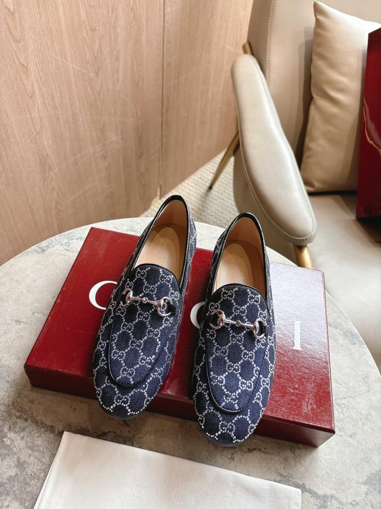 Gucci shoes