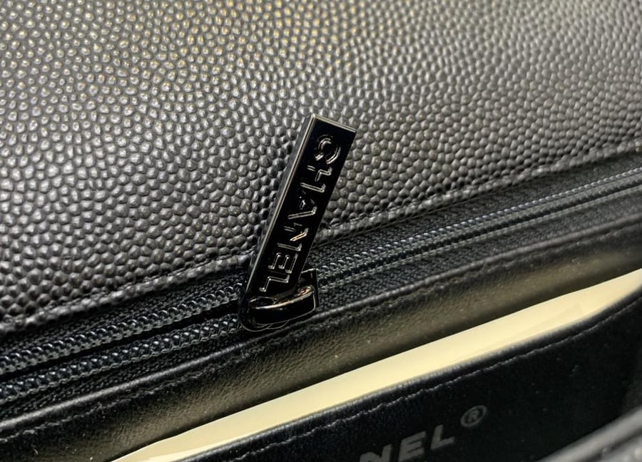 Chanel Classic size 20cm