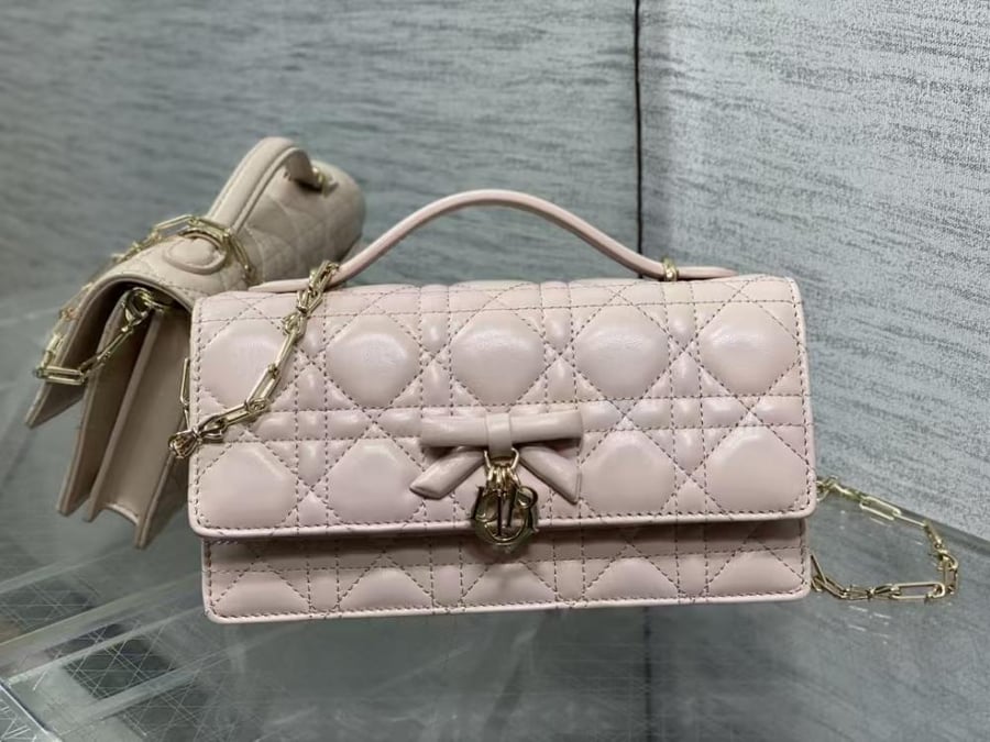 Lady clutch bag size 21cm