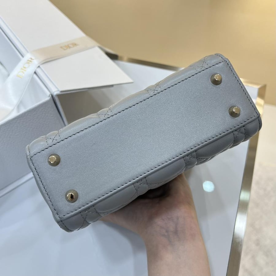 ليدي ديور ميني مقاس 17cm