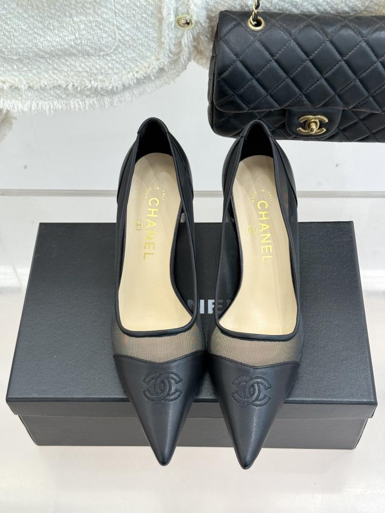 Chanel heel