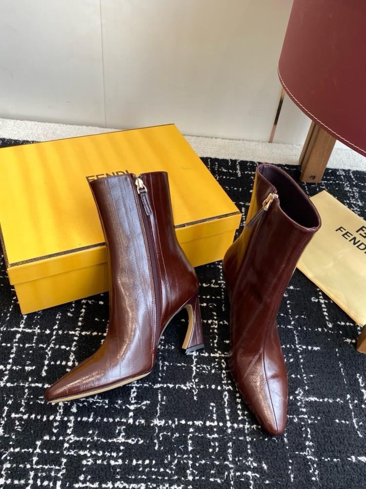 بوت فندي ارتفاع 6cm