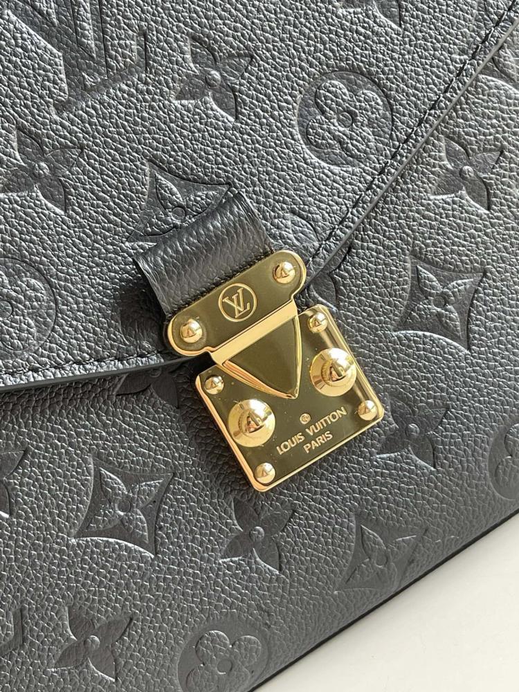 لوي فيتون ‏ Pochette Métis مقاس25cm