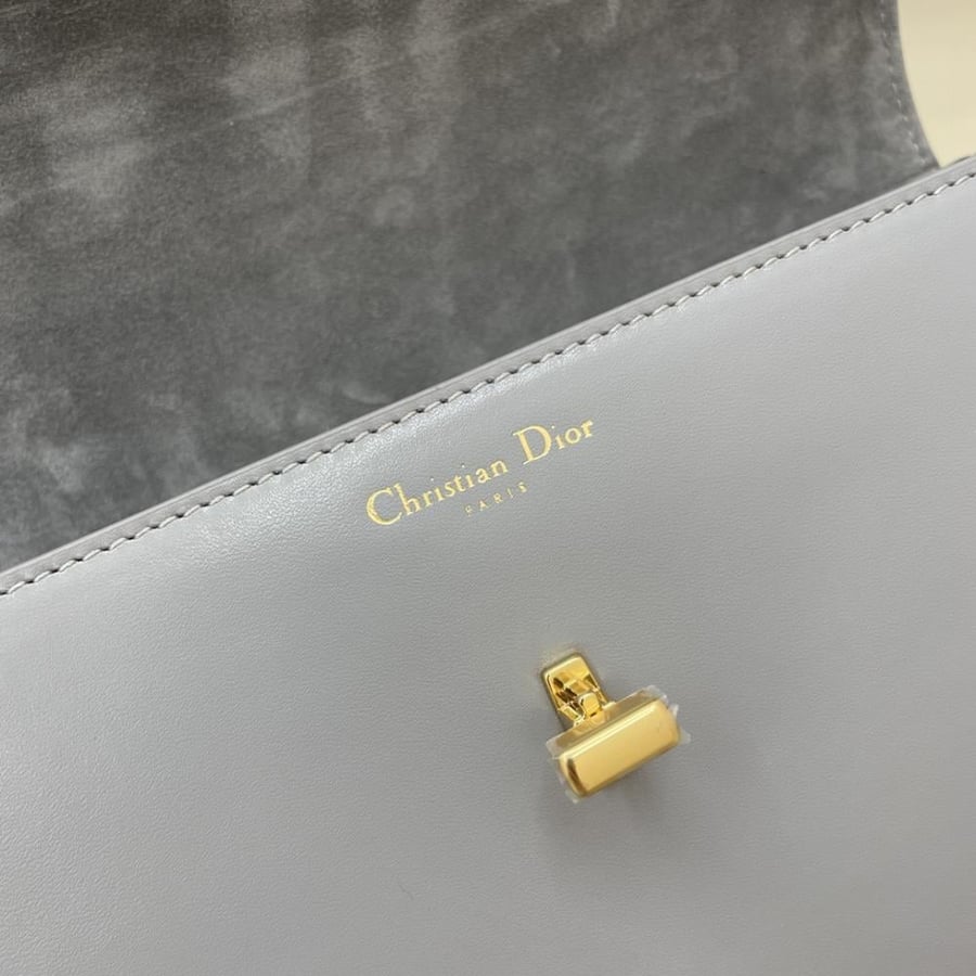 ديور ‏ ‏Montaigne Avenue مقاس22.5cm