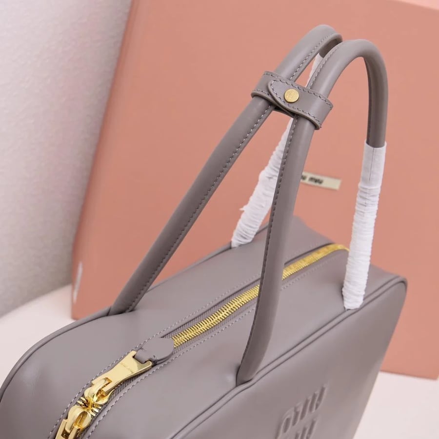 ميو ميو Beau مقاس 34cm