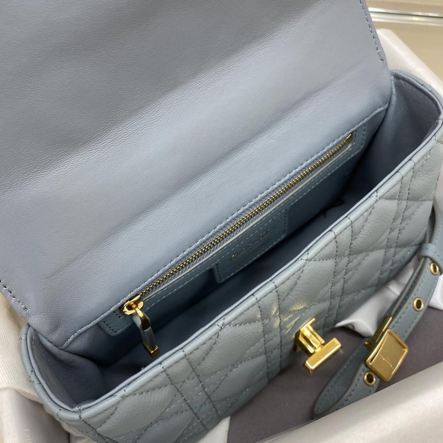 ديور Miss Caro مقاس 19cm
