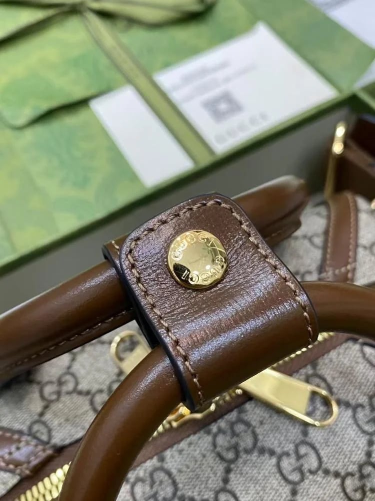 قوتشي مقاس 21.5cm