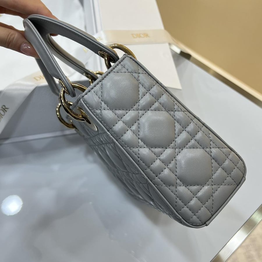 ليدي ديور ميني مقاس 17cm