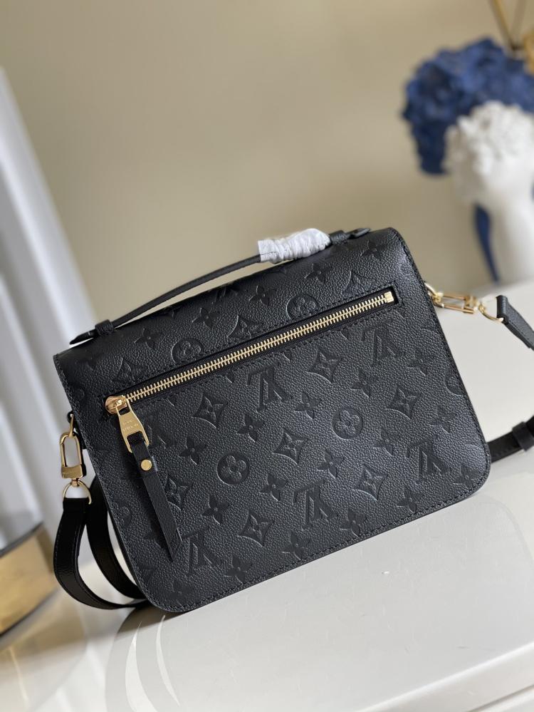 لوي فيتون ‏ Pochette Métis مقاس25cm