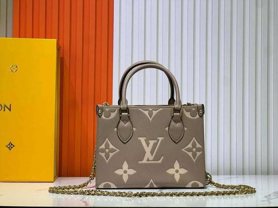 لويس فيتون مقاس18cm