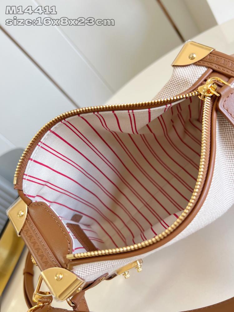 لوي فيتون SIDE TRUNK مقاس23.5cm