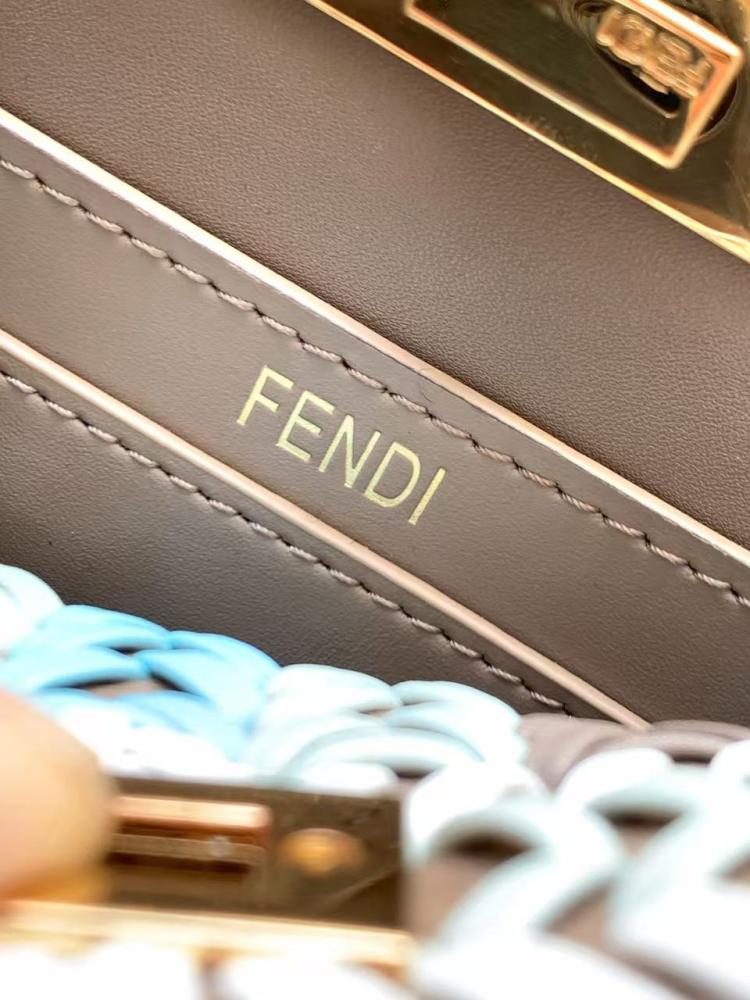 Fendi Peekaboo Petit size 20cm