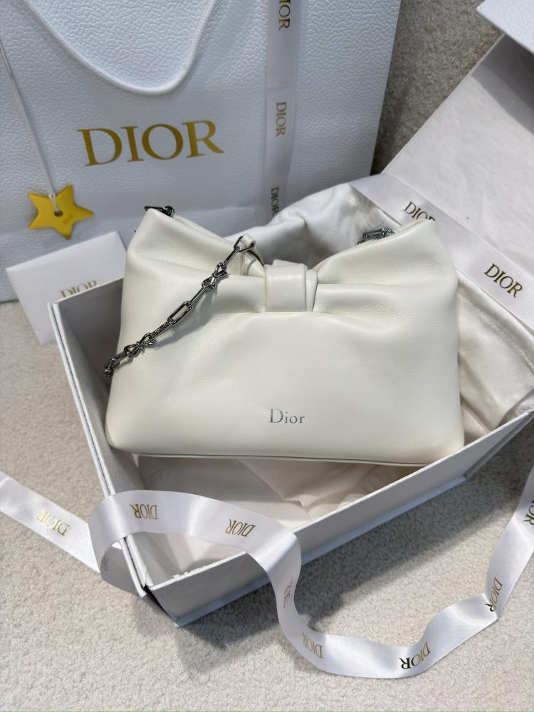ديور BOW مقاس 26cm