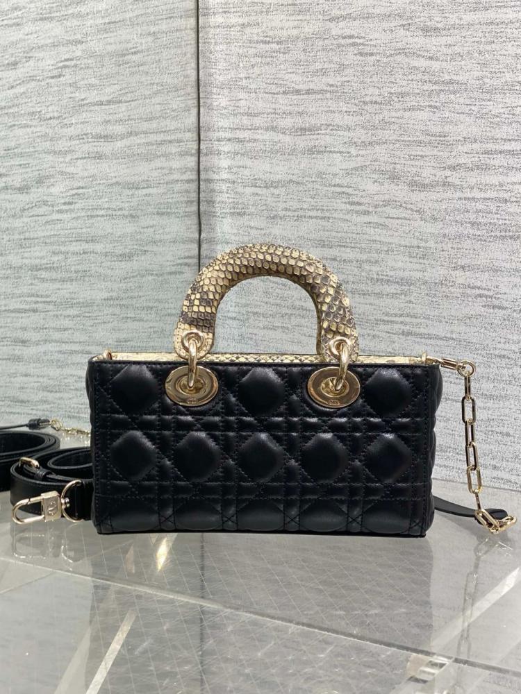 ليدي ديور مقاس 22cm