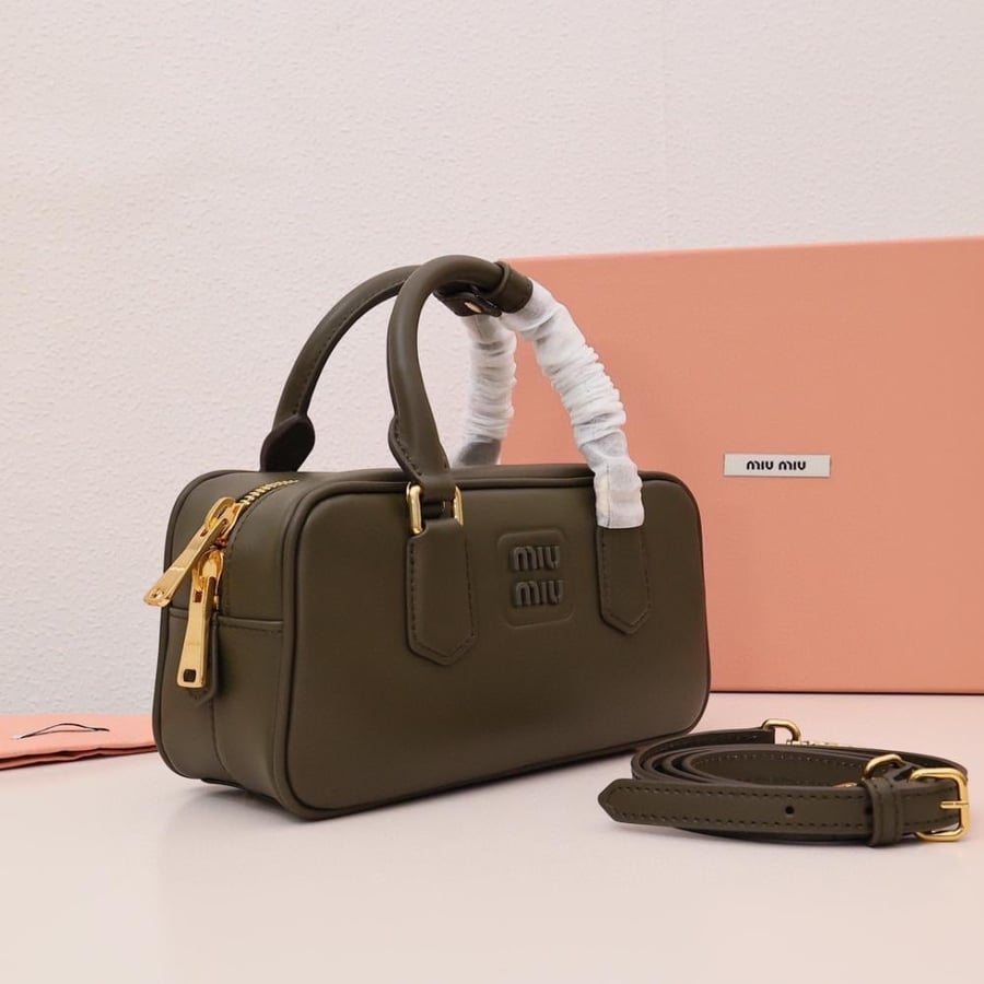ميو ميو Arcadie مقاس 22cm